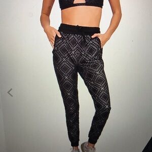 Express drawstring pants